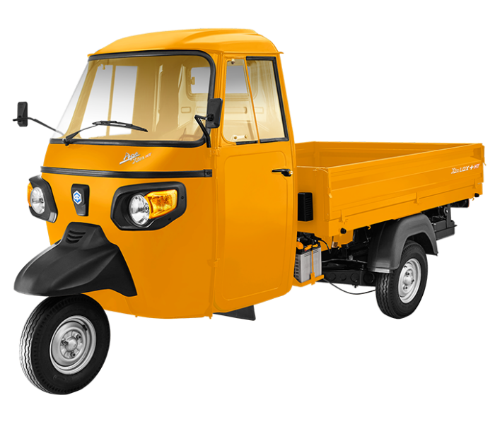 Piaggio Apé Xtra HT CNG – Eco-friendly CNG three-wheeler for export from India.